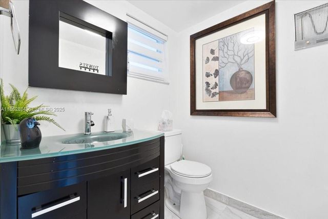 1501 S Ocean Blvd Apt 227, Lauderdale By The Sea, FL 33062