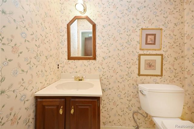 2648 Kopson Court, Bloomfield Hills, MI 48304