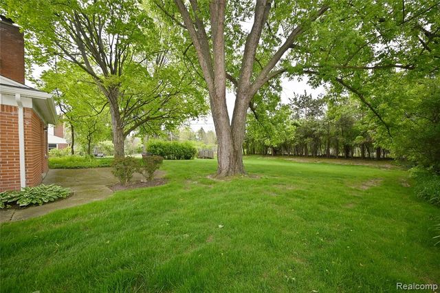 2648 Kopson Court, Bloomfield Hills, MI 48304
