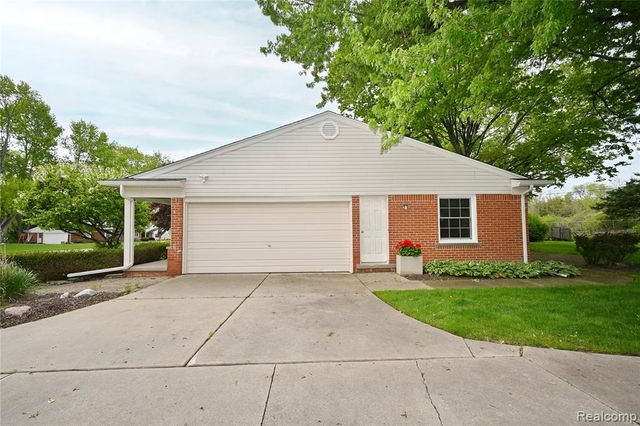 2648 Kopson Court, Bloomfield Hills, MI 48304