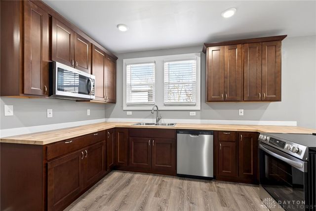 1739 Burroughs Drive, Dayton, OH 45406