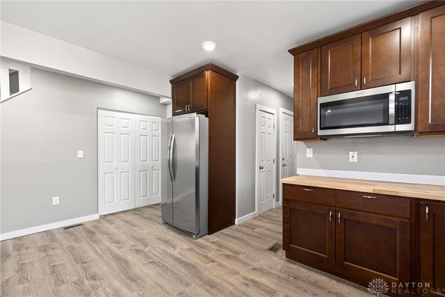 1739 Burroughs Drive, Dayton, OH 45406