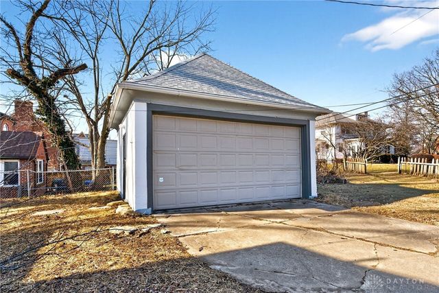 1739 Burroughs Drive, Dayton, OH 45406