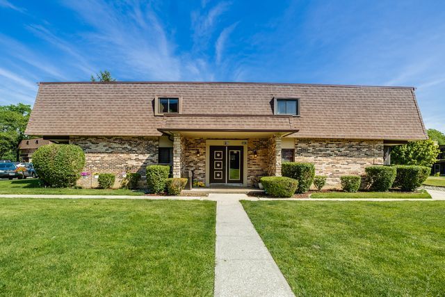 9190 South Road C, Palos Hills, IL 60465