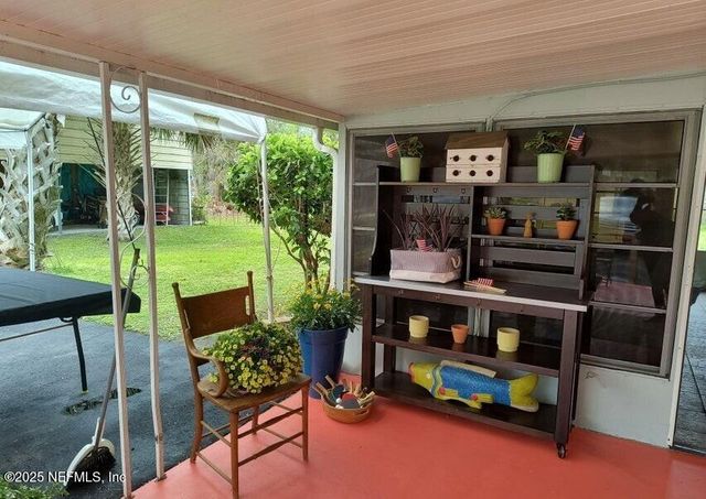 118 LUDWIG Avenue, Crescent City, FL 32112