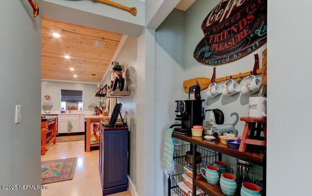 118 LUDWIG Avenue, Crescent City, FL 32112