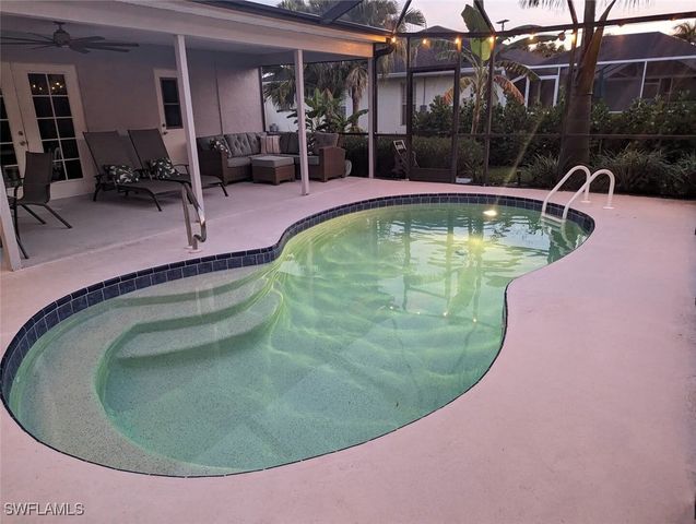 2535 SW 28th PL, Cape Coral, FL 33914