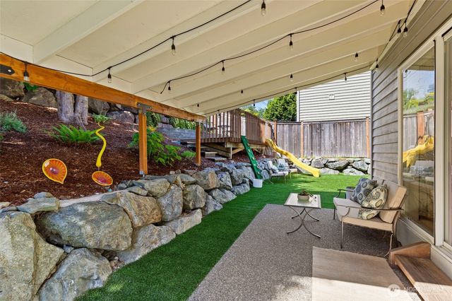 9206 234th Place SW, Edmonds, WA 98020