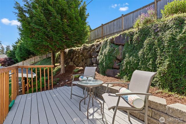 9206 234th Place SW, Edmonds, WA 98020