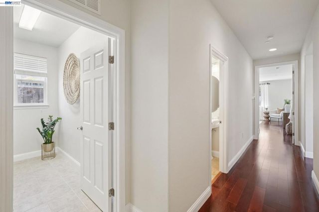 123 Benmore Dr, Hayward, CA 94542