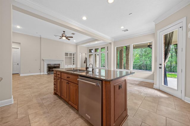 1306 Royal Sands Lane, Kingwood, TX 77345