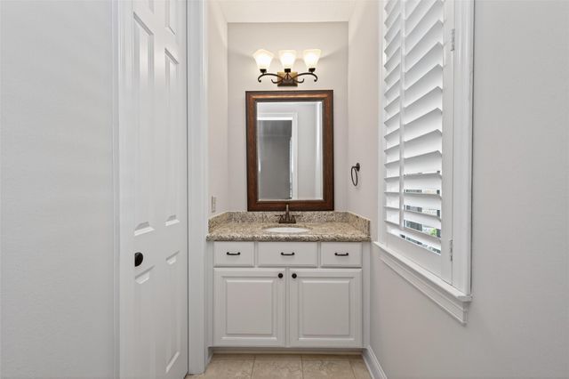 1306 Royal Sands Lane, Kingwood, TX 77345