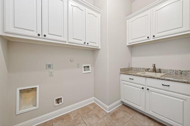 1306 Royal Sands Lane, Kingwood, TX 77345