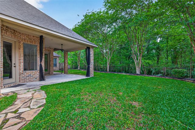 1306 Royal Sands Lane, Kingwood, TX 77345