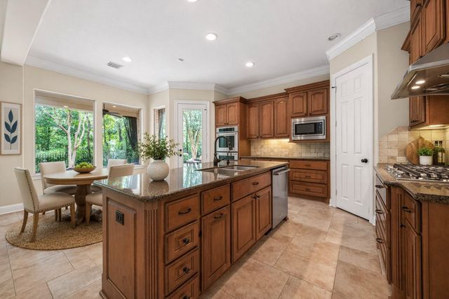 1306 Royal Sands Lane, Kingwood, TX 77345