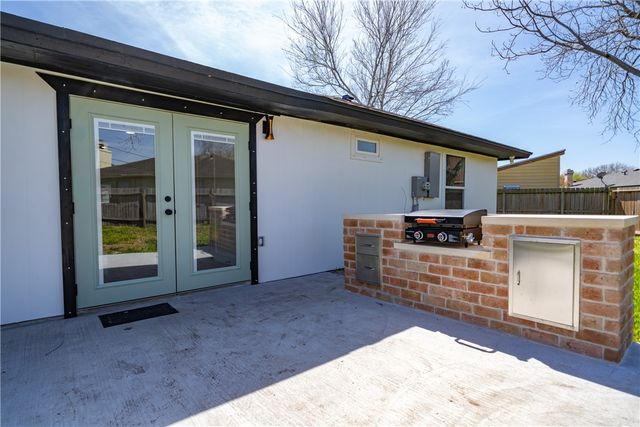 7006 Tree Top Pl, Corpus Christi, TX 78413