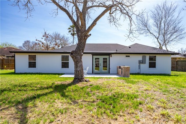 7006 Tree Top Pl, Corpus Christi, TX 78413