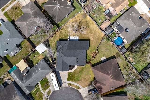 7006 Tree Top Pl, Corpus Christi, TX 78413