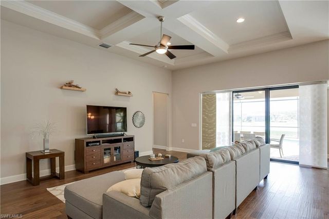 14020 Hawks Eye CT, Estero, FL 33928