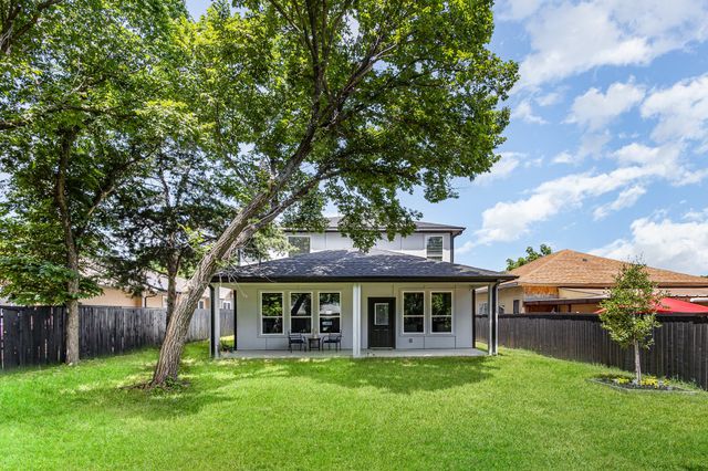 1122 S Montclair Avenue, Dallas, TX 75208