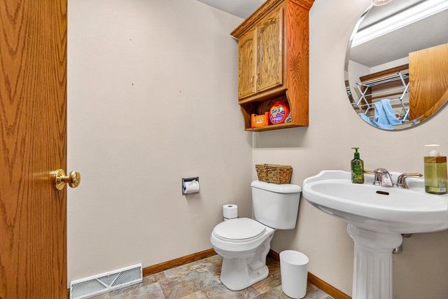 103 E KENNEDY AVENUE, Kimberly, WI 54136