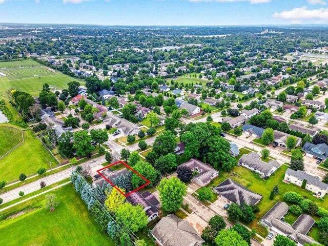 103 E KENNEDY AVENUE, Kimberly, WI 54136