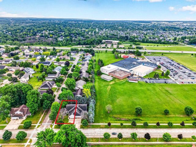 103 E KENNEDY AVENUE, Kimberly, WI 54136