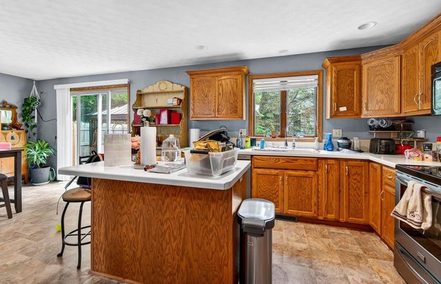 103 E KENNEDY AVENUE, Kimberly, WI 54136