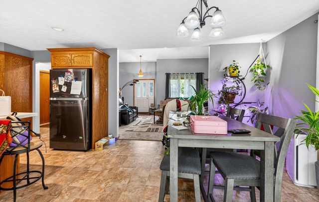 103 E KENNEDY AVENUE, Kimberly, WI 54136