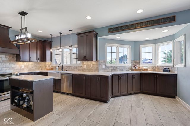 6782 W 200 S, New Palestine, IN 46163