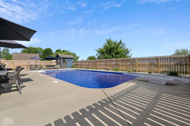 6782 W 200 S, New Palestine, IN 46163