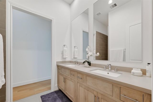 3317 Timbergrove Oaks Street, Houston, TX 77008