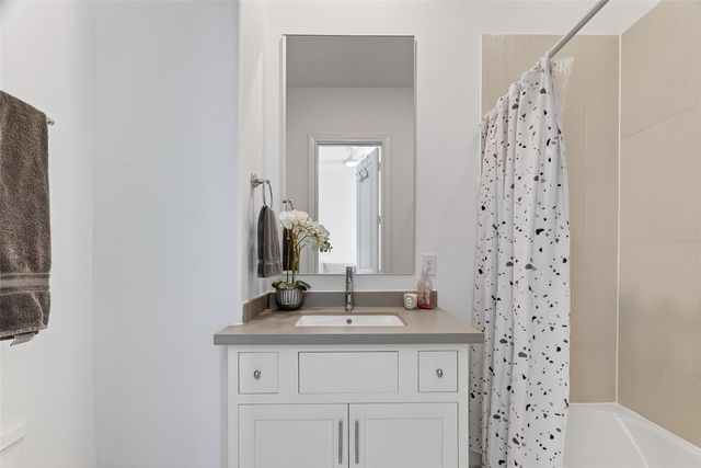 3317 Timbergrove Oaks Street, Houston, TX 77008