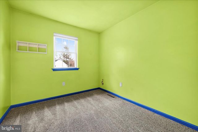 816 ROCKWOOD DR, Elizabethtown, PA 17022