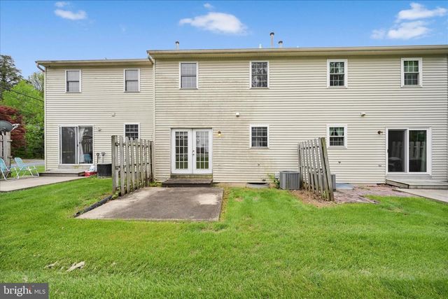 816 ROCKWOOD DR, Elizabethtown, PA 17022