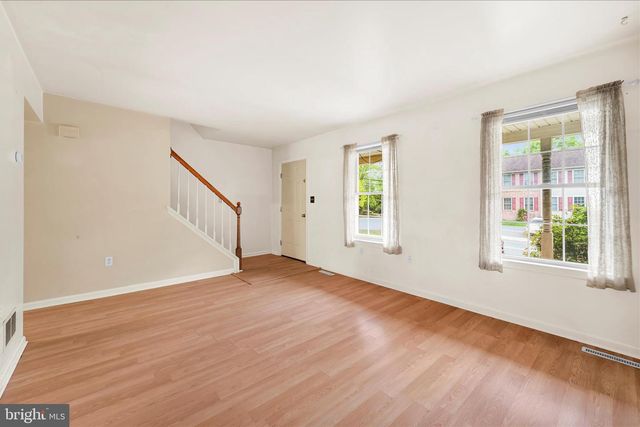 816 ROCKWOOD DR, Elizabethtown, PA 17022