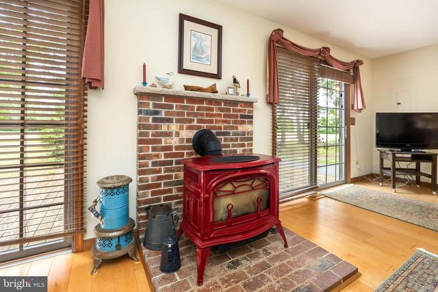10376 GEORGETOWN RD, Berlin, MD 21811