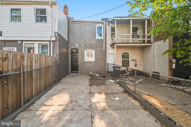 706 N MILTON AVE, Baltimore, MD 21205