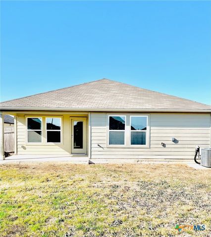 1420 London Way, Lockhart, TX 78644