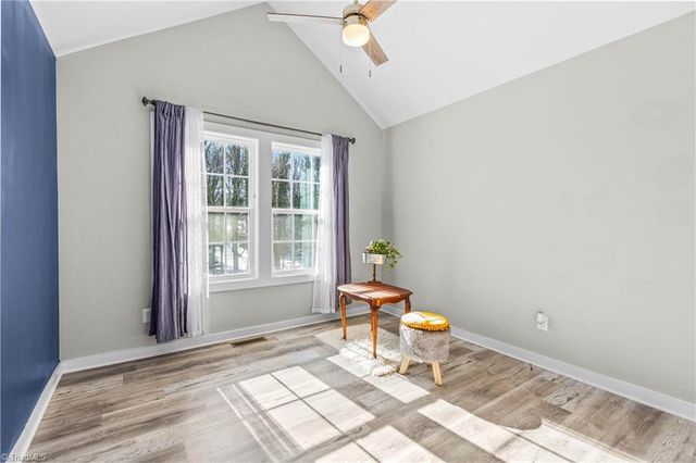 9 Courtesy Drive, Thomasville, NC 27360