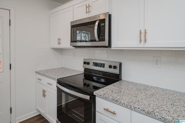 1551 27TH AVENUE N, Hueytown, AL 35023