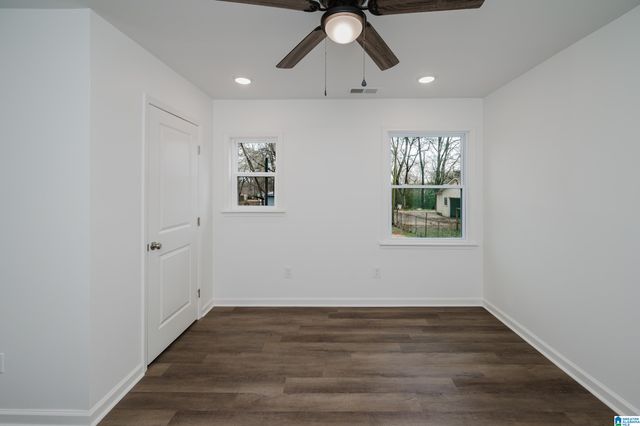 1551 27TH AVENUE N, Hueytown, AL 35023