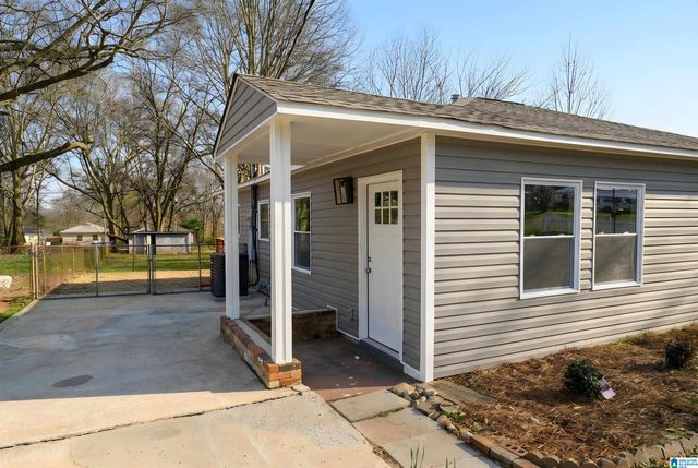 1551 27TH AVENUE N, Hueytown, AL 35023