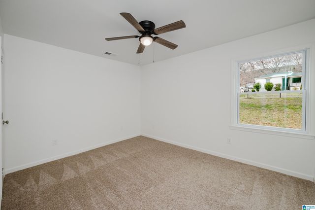 1551 27TH AVENUE N, Hueytown, AL 35023