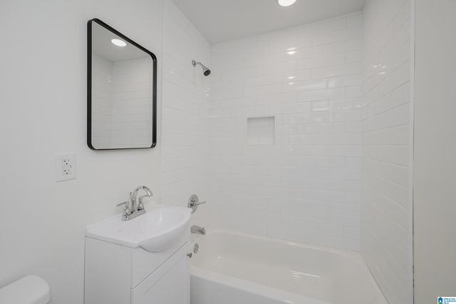 1551 27TH AVENUE N, Hueytown, AL 35023