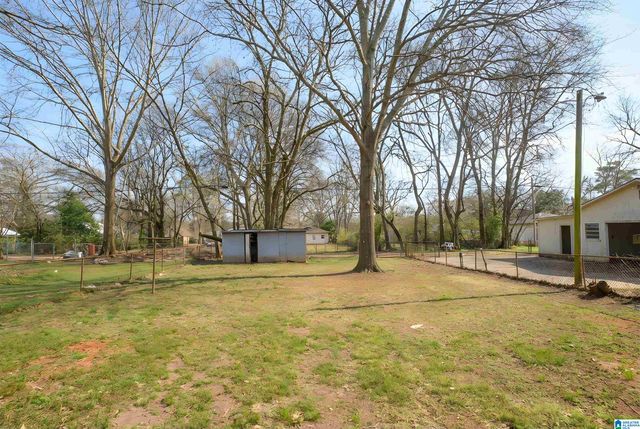 1551 27TH AVENUE N, Hueytown, AL 35023