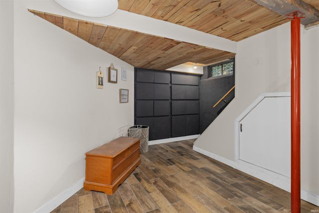 4621 Arlington Avenue, Fort Wayne, IN 46807
