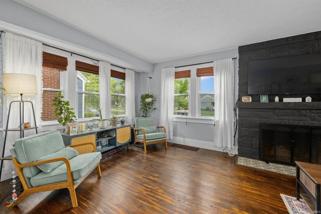 4621 Arlington Avenue, Fort Wayne, IN 46807