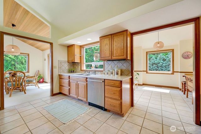 75 Seafarer Lane, Port Ludlow, WA 98365