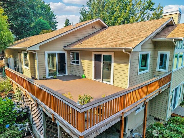 75 Seafarer Lane, Port Ludlow, WA 98365